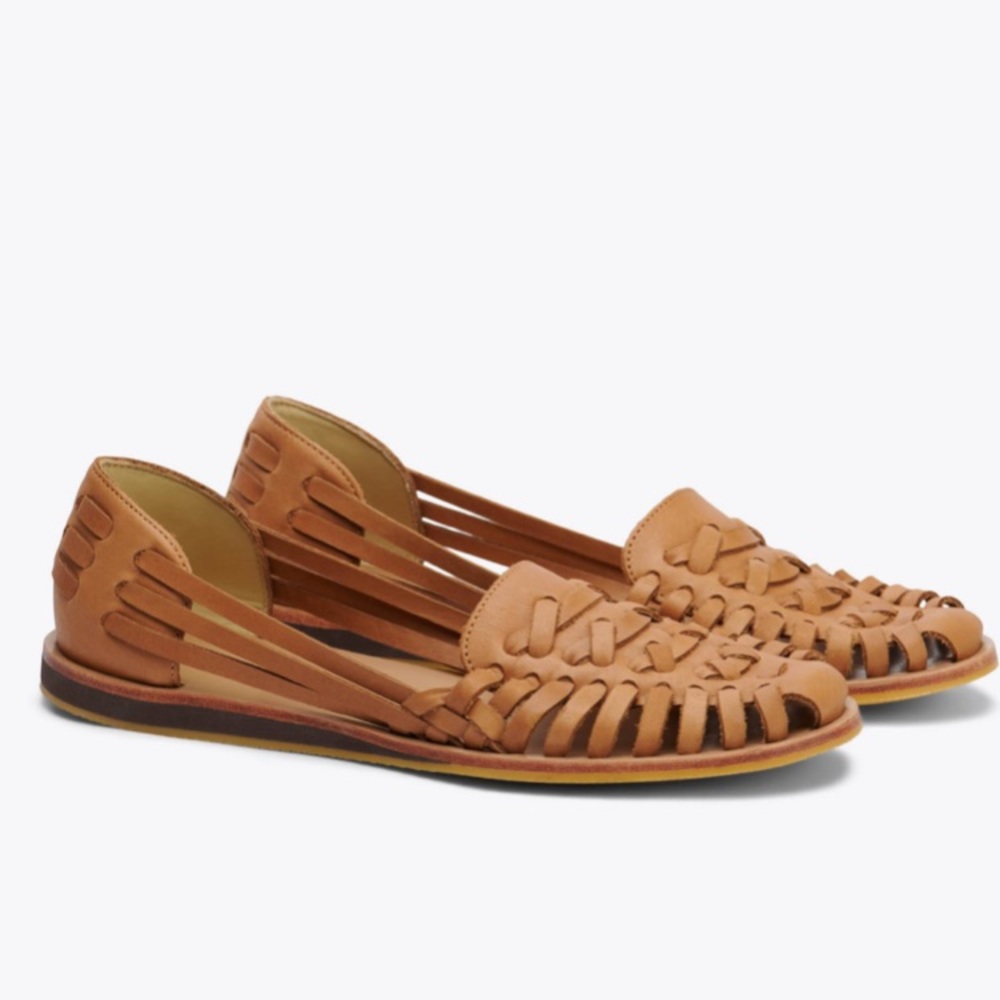 Nisolo huarache in almond